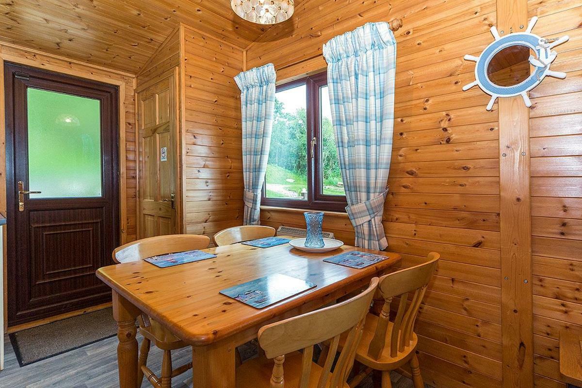 Lunga House Beach Lodges Craobh Haven Exteriör bild